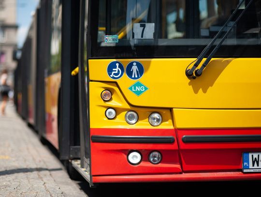 Boże Ciało i długi weekend. Zmiany w kursowaniu komunikacji miejskiej w Warszawie
